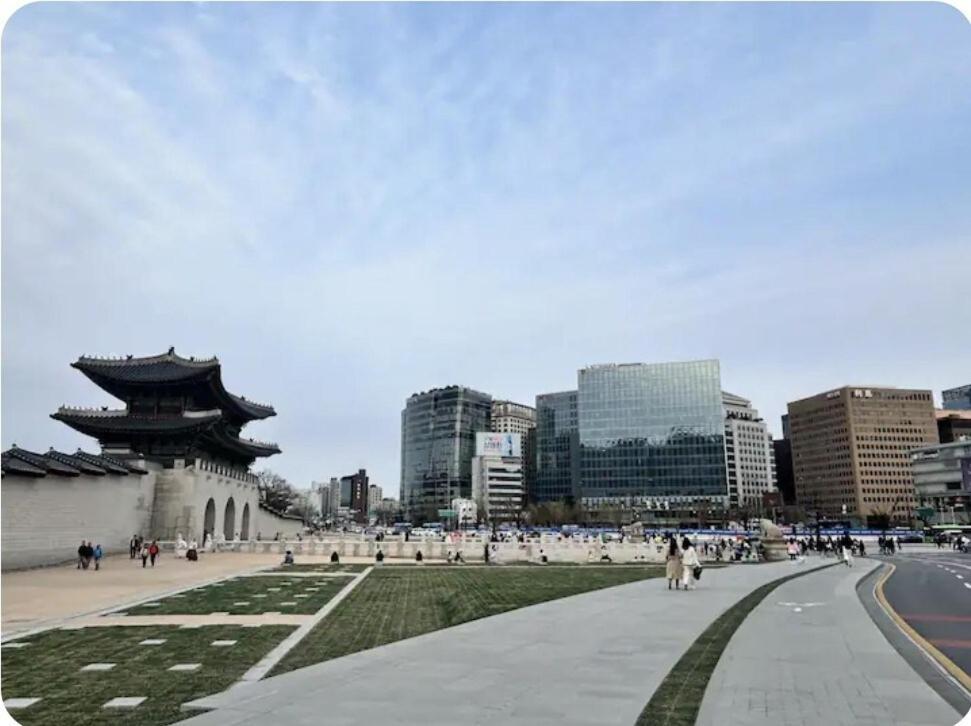 Gyeongbokgung Palace House Apartment